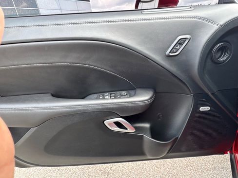Used 2022 Dodge Challenger R/T Scat Pack w/ T/A Package image 4