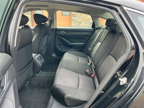 Used 2020 Honda Accord EX image 10