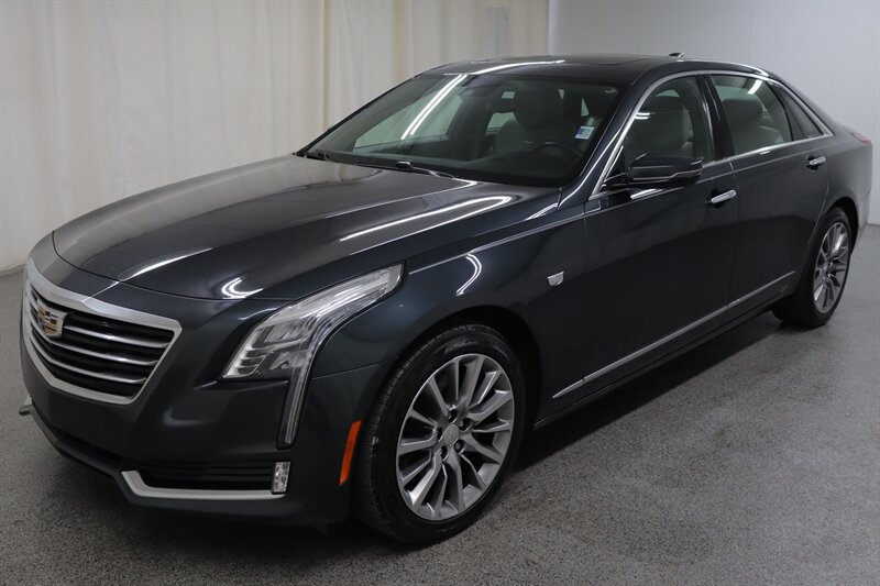 Used 2018 Cadillac CT6 Luxury AWD/4WD image 3