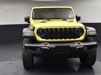 Used 2024 Jeep Wrangler Unlimited Rubicon video 3
