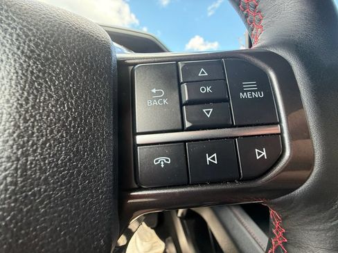 Used 2024 Ford Expedition Limited AWD/4WD image 17