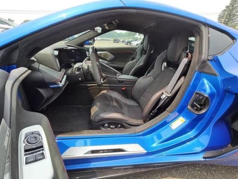 Used 2024 Chevrolet Corvette Z06 RWD image 6