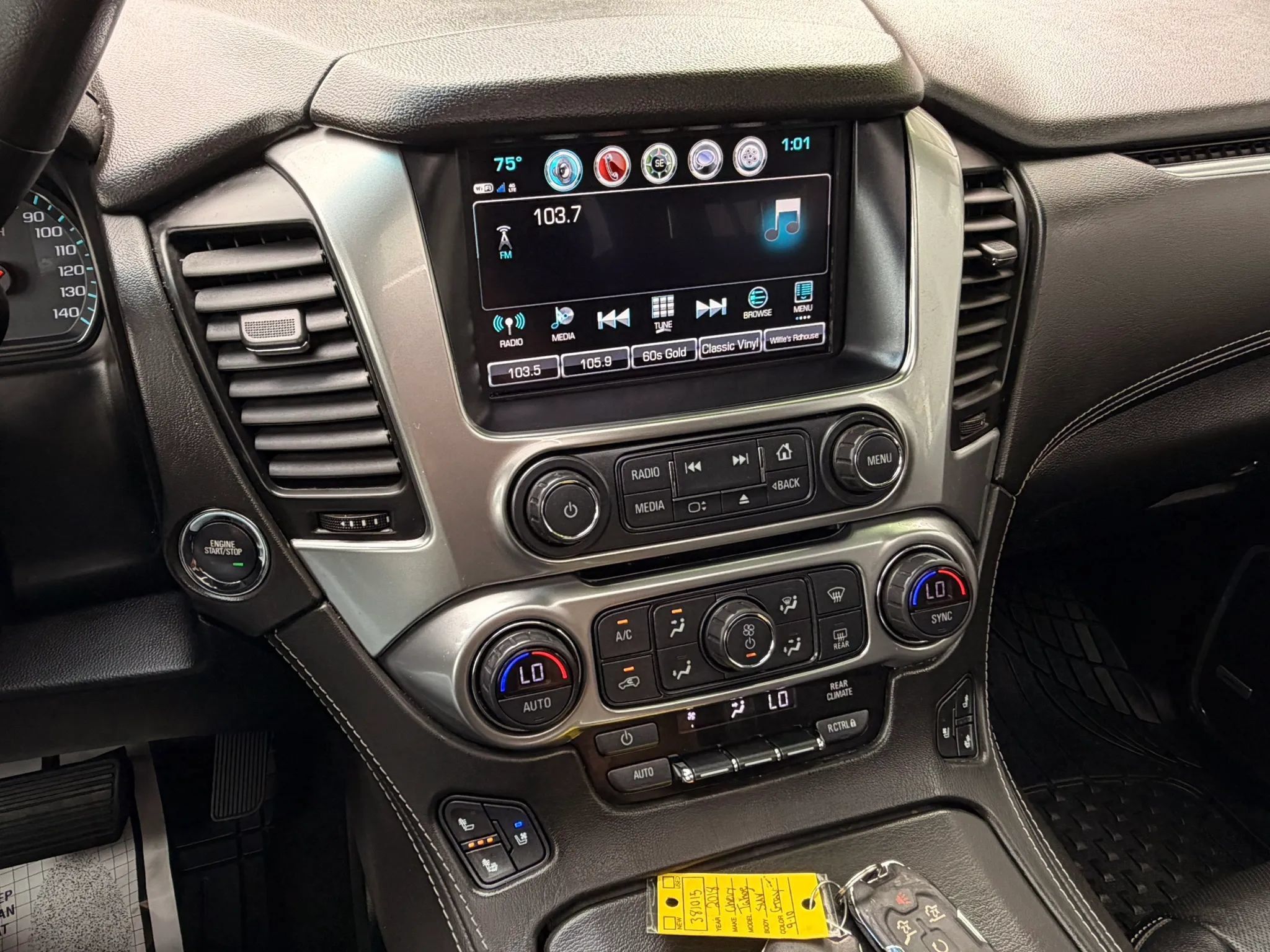 Used 2018 Chevrolet Tahoe Premier AWD/4WD image 26