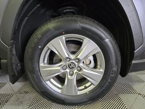 Used 2024 Toyota RAV4 XLE image 3
