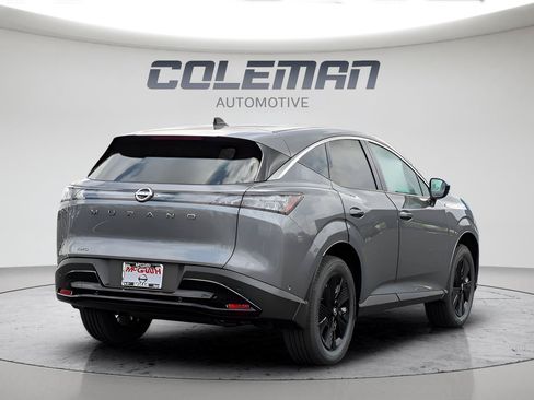 Used 2025 Nissan Murano SV AWD/4WD image 3