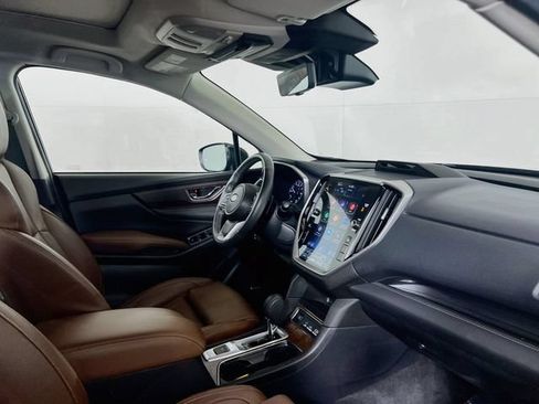 Used 2024 Subaru Ascent Touring AWD/4WD image 9