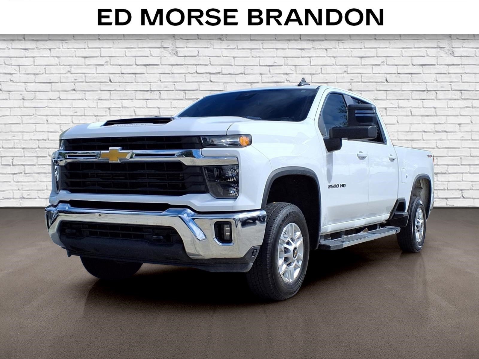 Used 2025 Chevrolet Silverado 2500 LT w/ Convenience Package AWD/4WD image 1