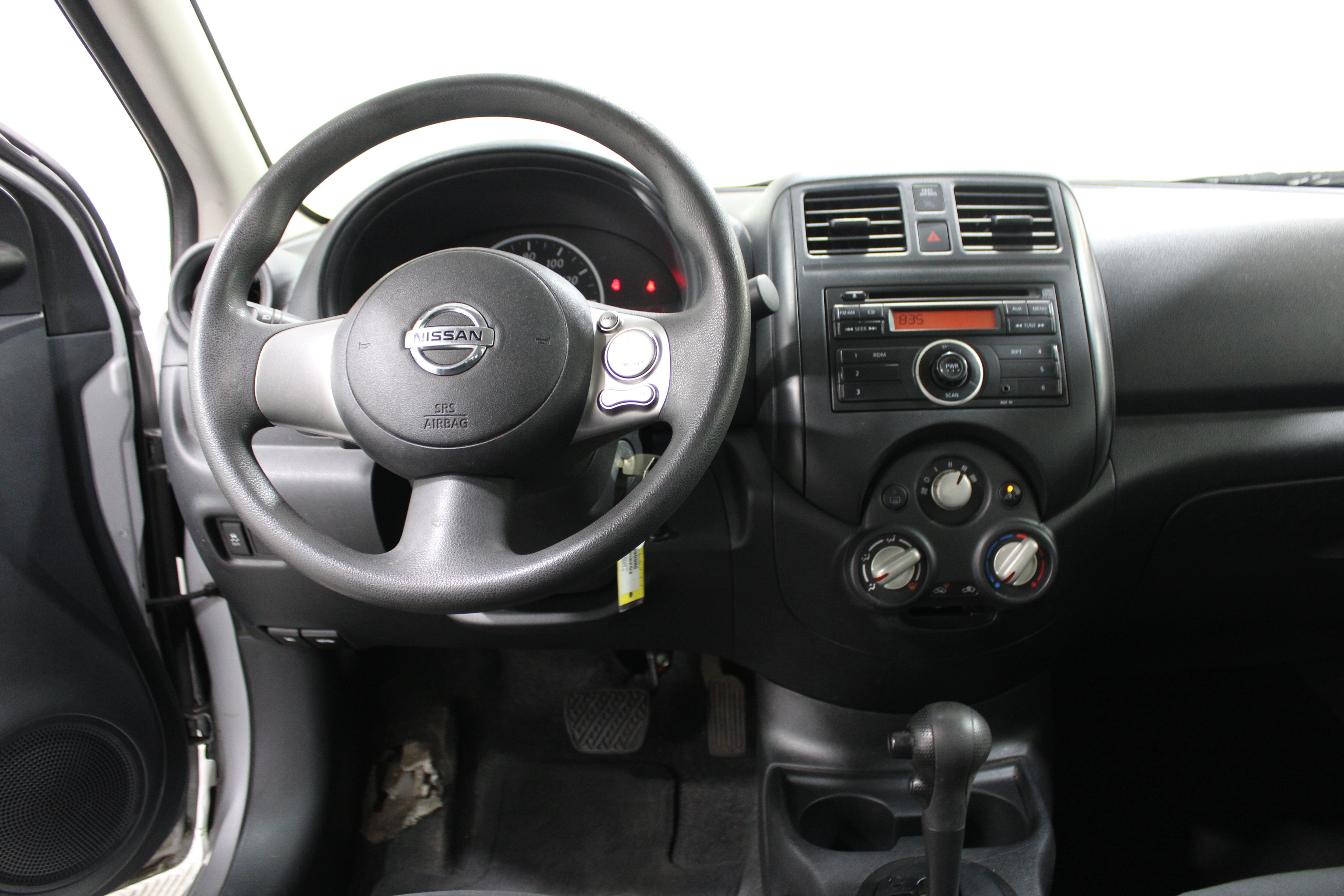 Used 2014 Nissan Versa S Plus FWD image 9