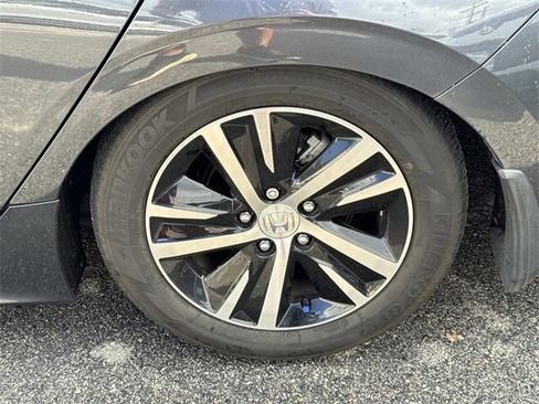 Used 2023 Honda Civic LX image 4