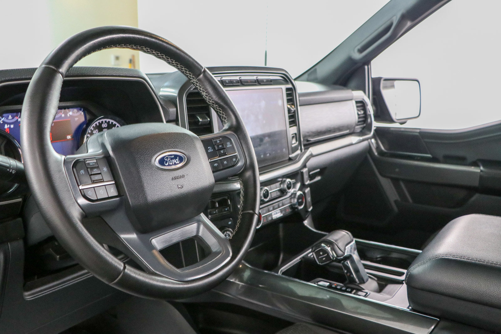 Used 2023 Ford F150 XLT w/ Equipment Group 302A High AWD/4WD image 24