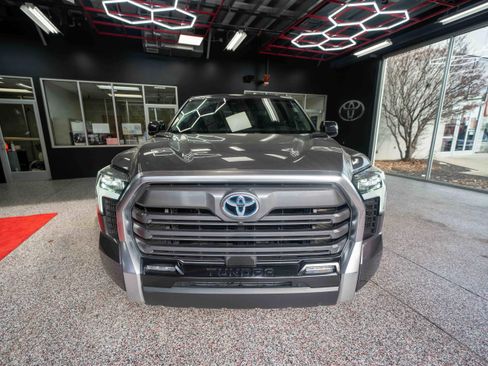 Used 2023 Toyota Tundra Limited image 6
