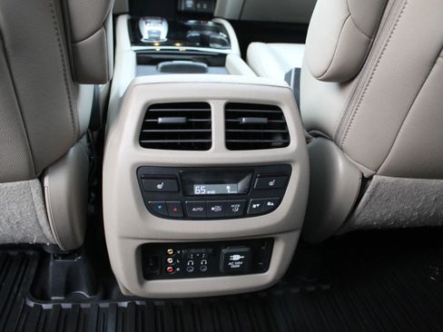 Used 2016 Honda Pilot Elite image 21