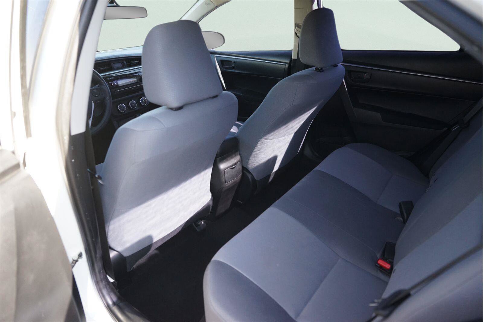 Used 2015 Toyota Corolla L FWD image 11