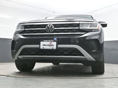 Used 2022 Volkswagen Atlas Cross Sport SE image 28