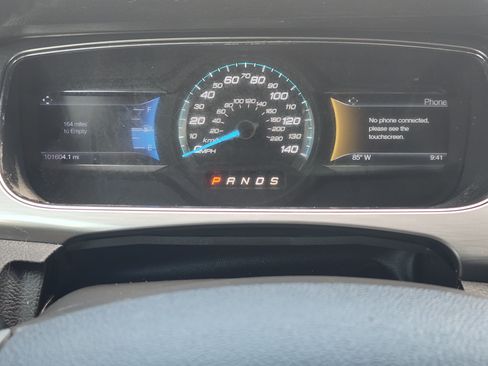 Used 2014 Ford Taurus SEL w/ Equipment Group 201A FWD image 17