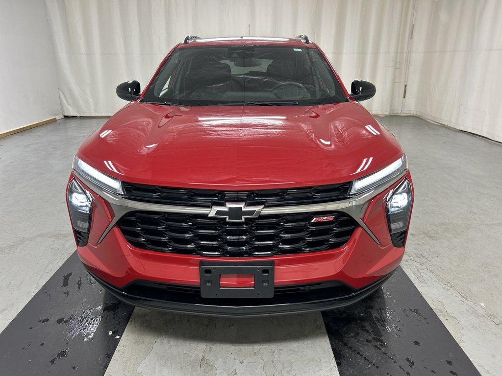 Certified 2026 Chevrolet Trax RS w/ Driver Confidence Package FWD image 3