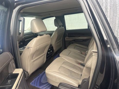 Used 2021 Ford Expedition Max Limited image 7