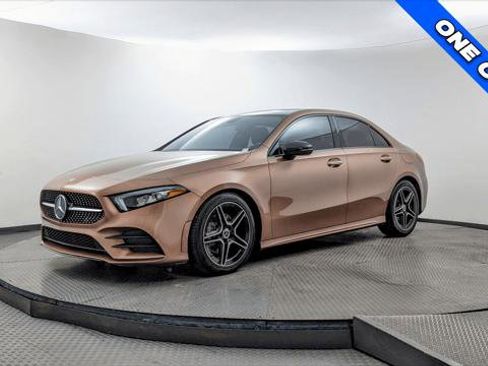 Used 2022 Mercedes-Benz A 220 image 2
