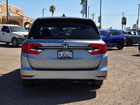 Used 2024 Honda Odyssey EX image 5