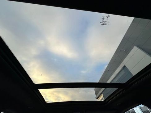 Used 2021 RAM 1500 Laramie image 12