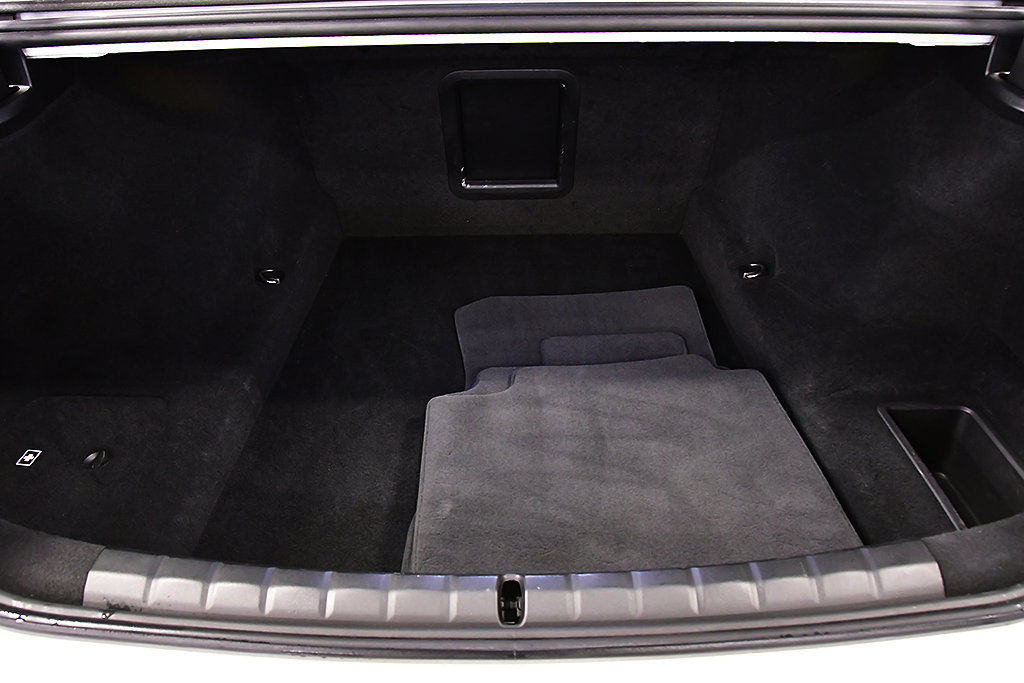 Used 2024 BMW 740i xDrive AWD/4WD image 29