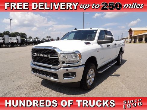 Used 2024 RAM 2500 Big Horn AWD/4WD image 1