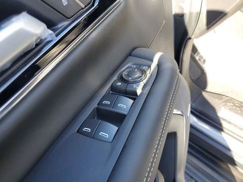 New 2026 GMC Yukon XL Elevation image 18