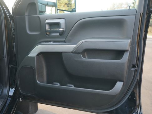 Used 2019 Chevrolet Silverado 2500 LT image 9