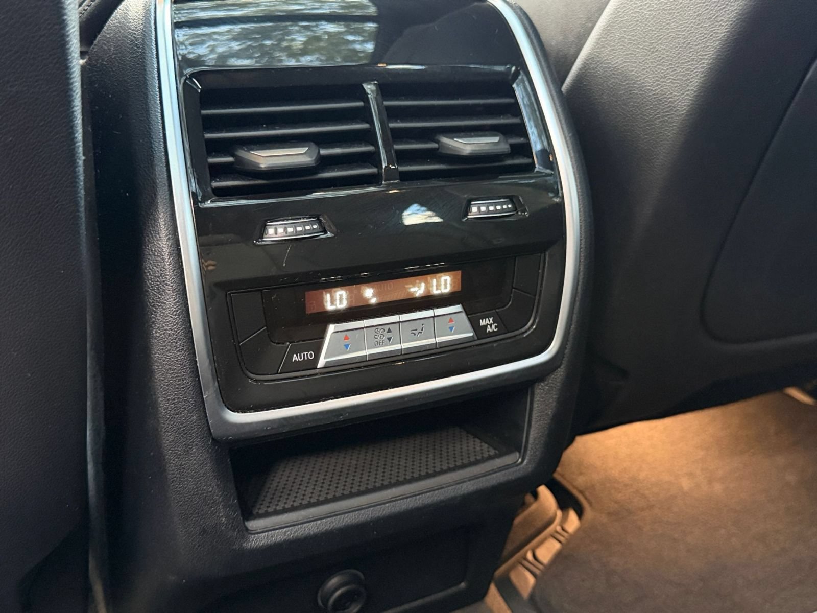 Used 2023 BMW X5 sDrive40i w/ Premium Package RWD image 25