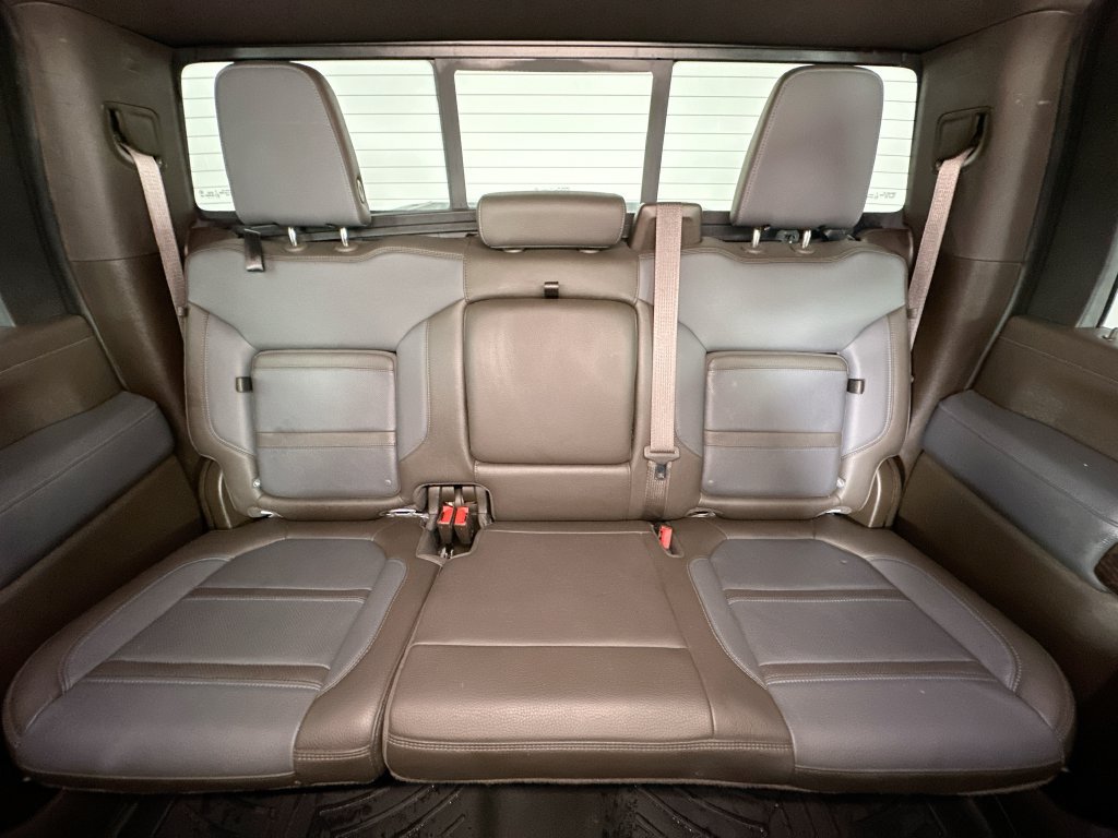 Used 2022 GMC Sierra 2500 Denali AWD/4WD image 11