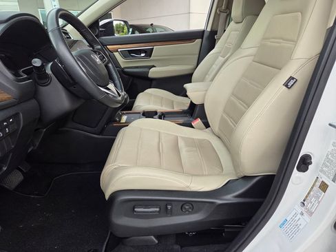 Used 2022 Honda CR-V Touring image 9