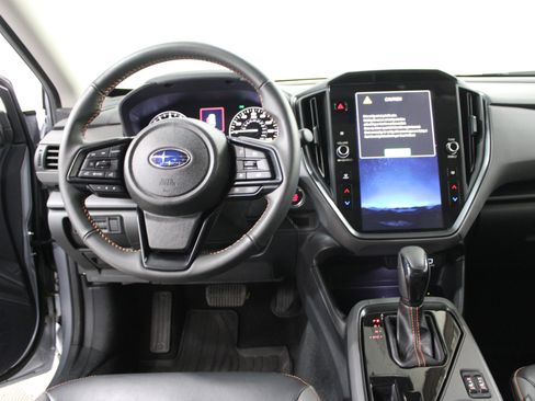 Used 2024 Subaru Crosstrek 2.5i Limited w/ Popular Package #4A AWD/4WD image 2