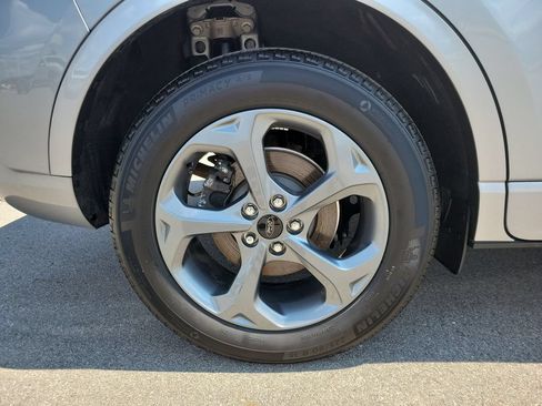 Used 2024 Ford Escape ST-Line w/ Tech Pack #1 AWD/4WD image 5