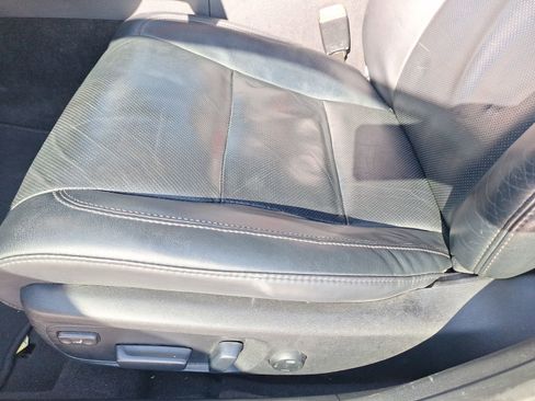 Used 2014 Toyota Avalon Limited image 17