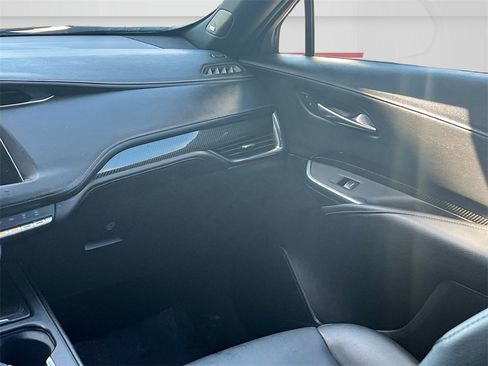 Used 2021 Cadillac XT4 Sport w/ Cold Weather Package image 25