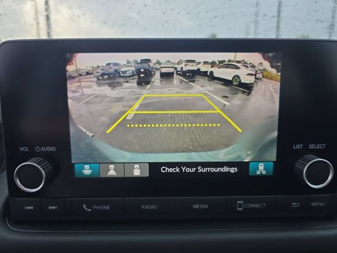 Certified 2024 Honda HR-V Sport image 18