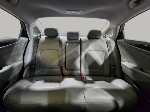 Used 2012 Hyundai Sonata Limited w/ Navigation Pkg FWD image 28