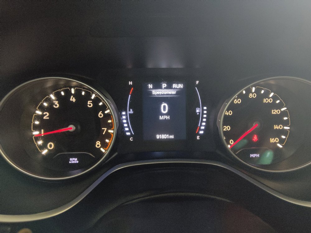 Used 2019 Jeep Compass Latitude FWD image 23