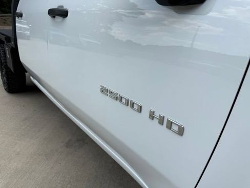 Used 2024 Chevrolet Silverado 2500 W/T w/ WT Convenience Package AWD/4WD image 97