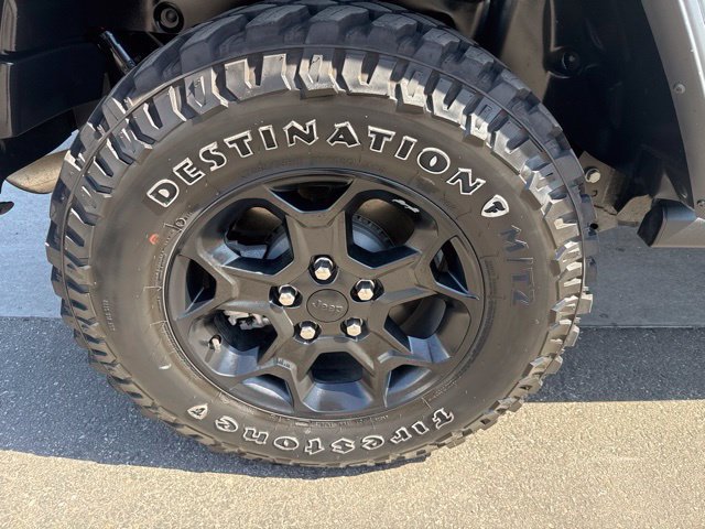 Certified 2023 Jeep Wrangler Unlimited w/ 8.4" Radio Group AWD/4WD image 34