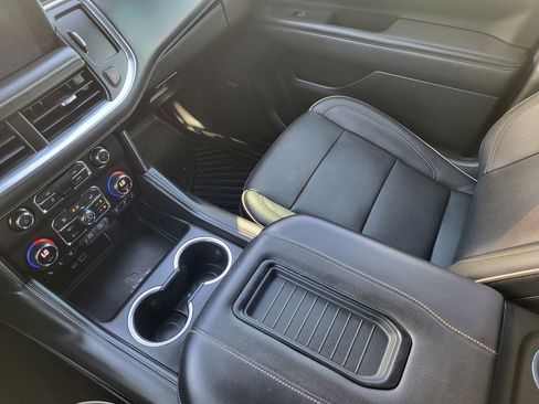 Used 2022 Chevrolet Tahoe Premier image 15