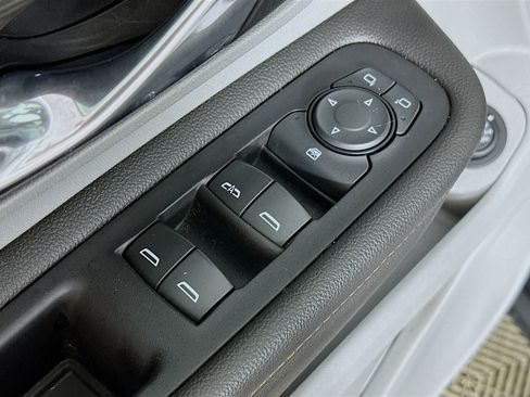 Used 2019 GMC Terrain SLT w/ Preferred Package image 16