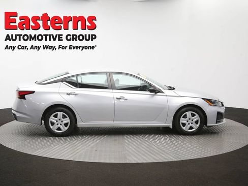 Used 2024 Nissan Altima 2.5 S FWD image 43