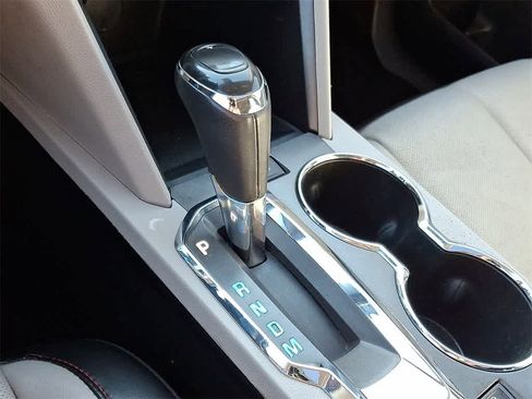 Used 2016 Chevrolet Equinox LTZ w/ Enhanced Convenience Package image 15