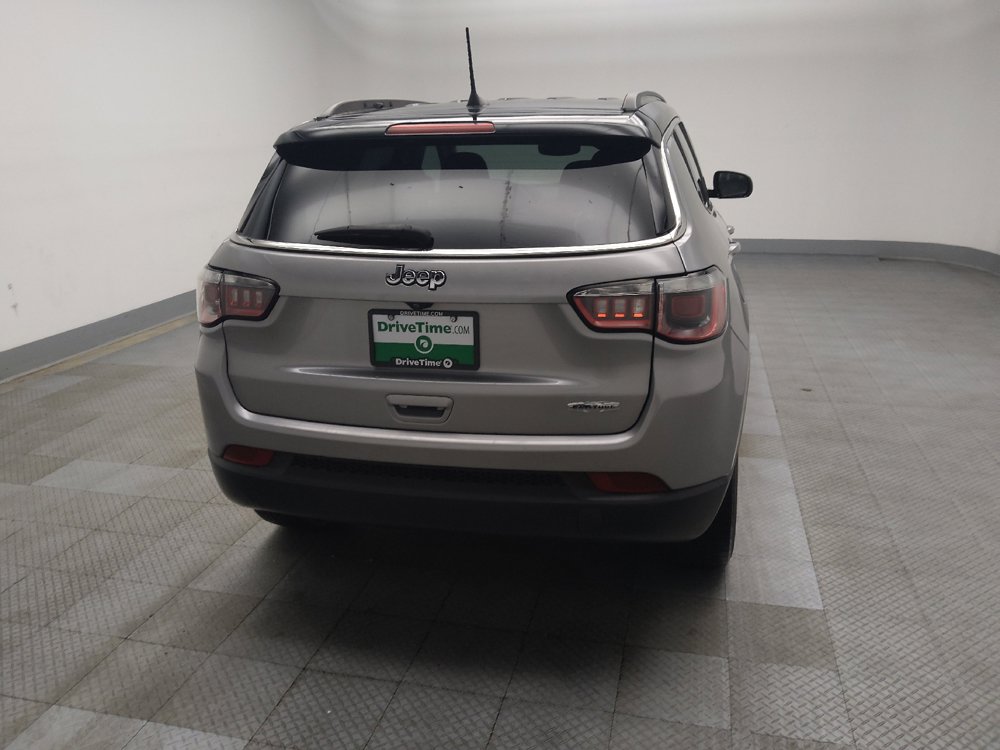 Used 2018 Jeep Compass Latitude w/ Popular Equipment Group FWD image 7