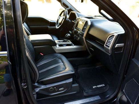 Used 2018 Ford F150 Platinum w/ Equipment Group 701A Luxury image 23