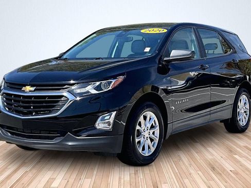 Used 2020 Chevrolet Equinox LS FWD image 1