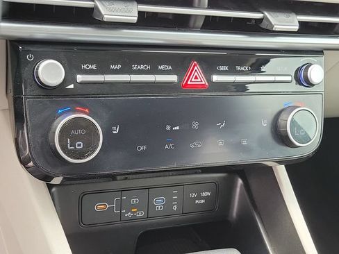 Used 2025 Hyundai Tucson SEL AWD/4WD image 16