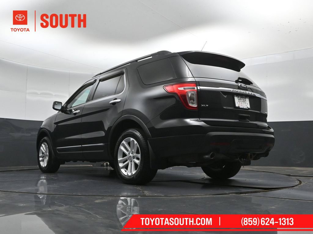 Used 2013 Ford Explorer XLT AWD/4WD image 42