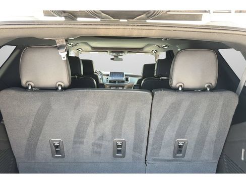 Used 2023 GMC Yukon AT4 w/ AT4 Premium Package AWD/4WD image 29